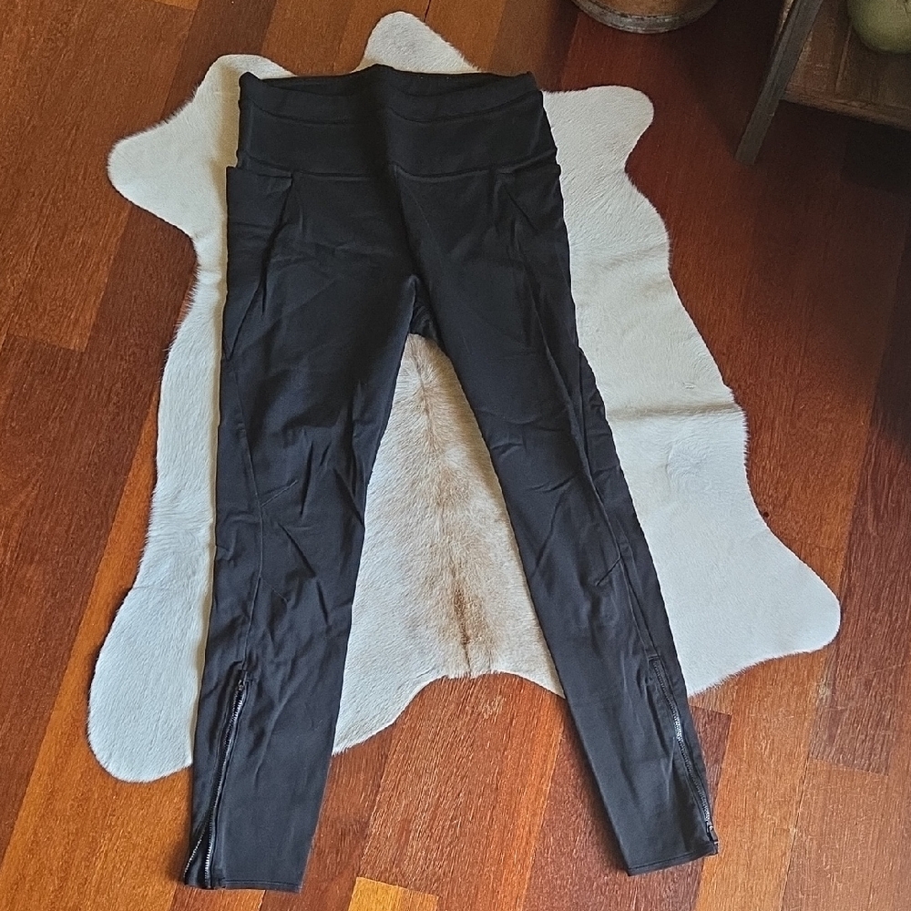 Athleta Black Leggings